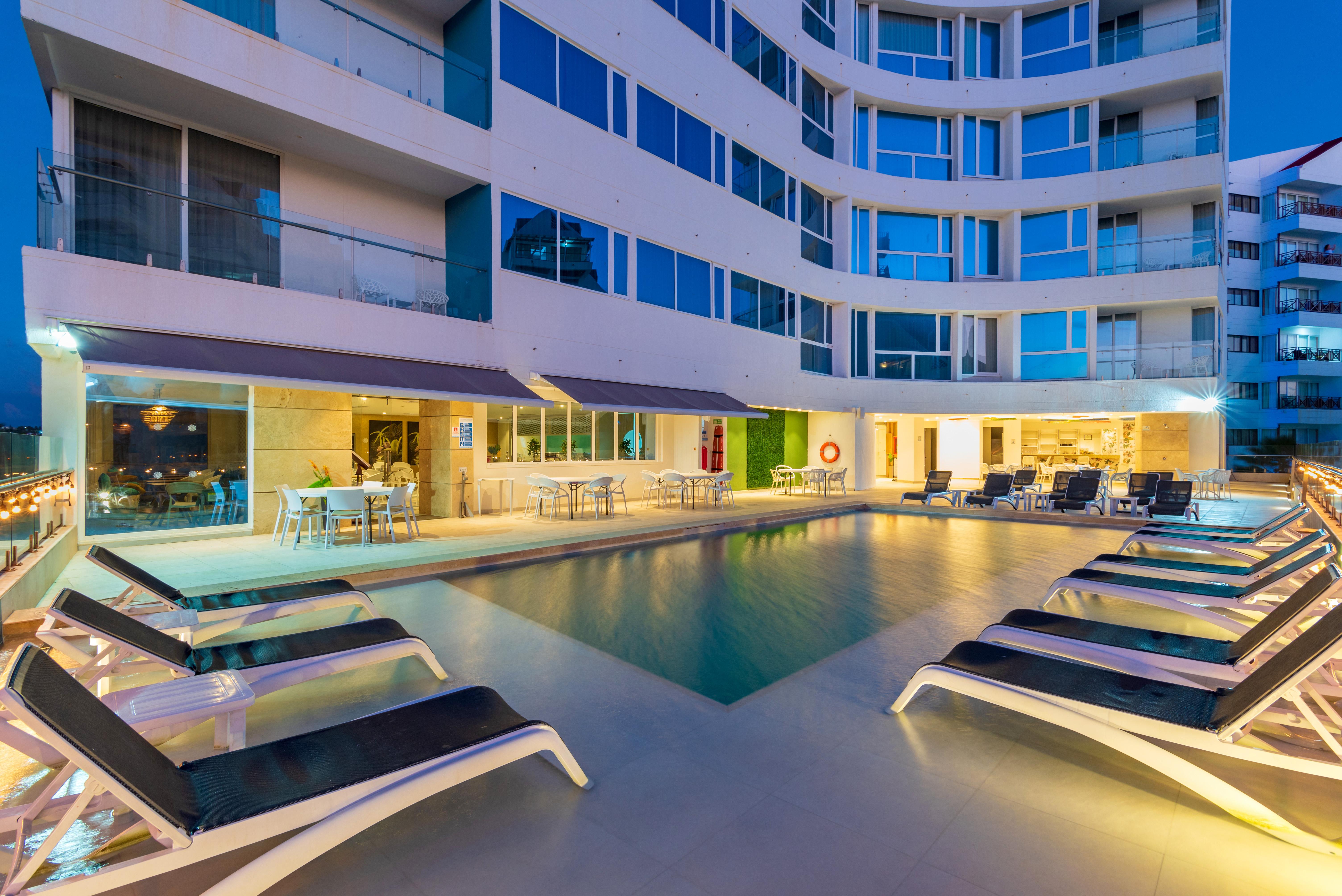 Samawi Hotel 3*